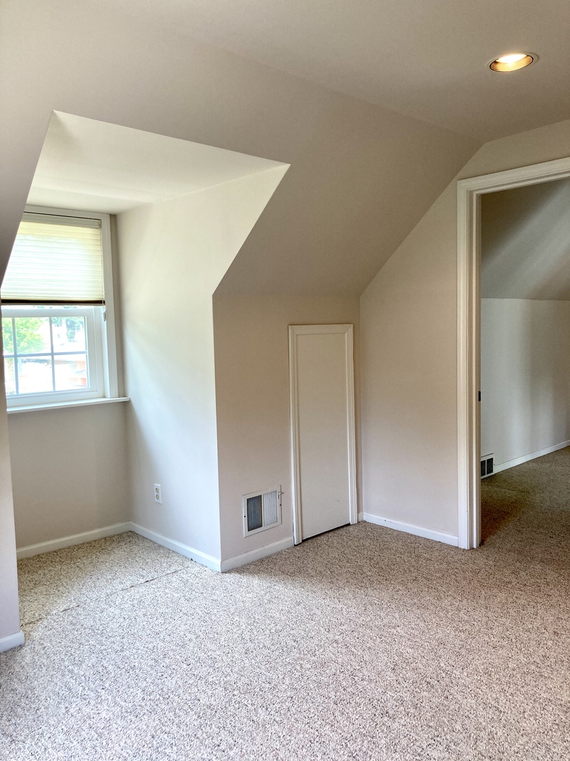 389 Olmsted Road Riverside, IL 60546 - Photo 25 of 38