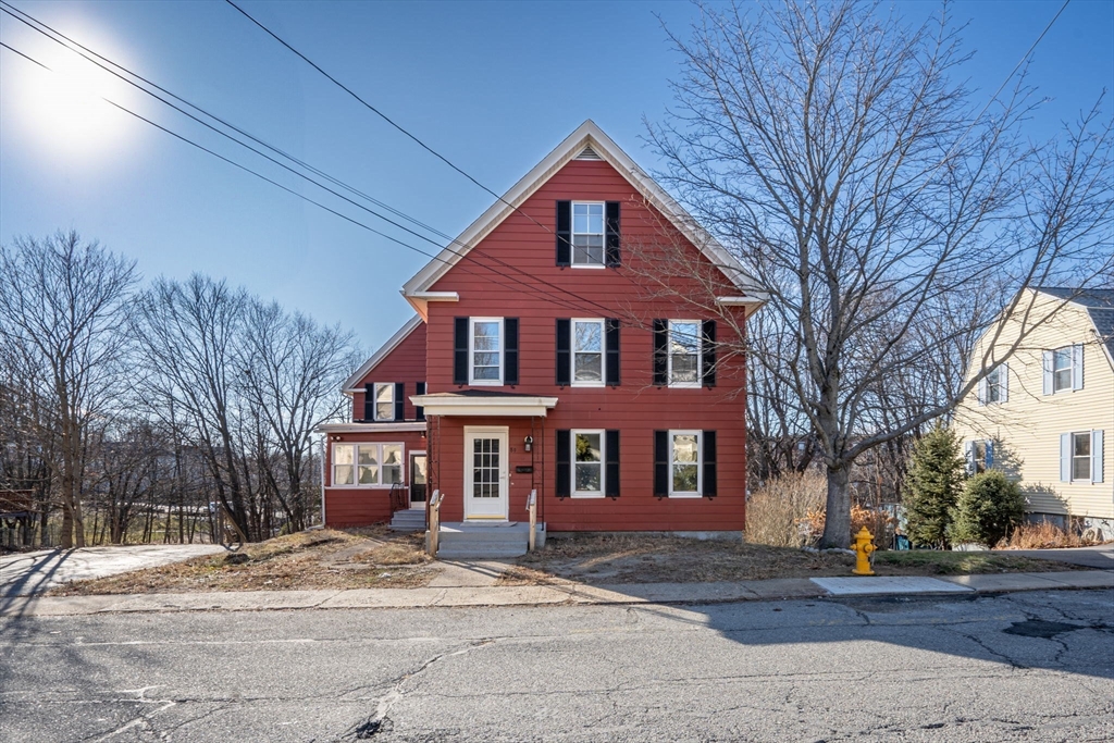 89 Maple Street Gardner, MA 01440 - Photo 1 of 37 Gallery Image 1