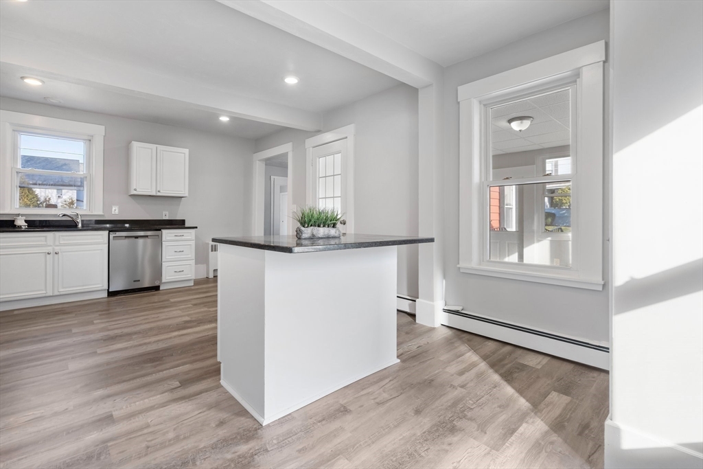 89 Maple Street Gardner, MA 01440 - Photo 13 of 37 Gallery Image 13