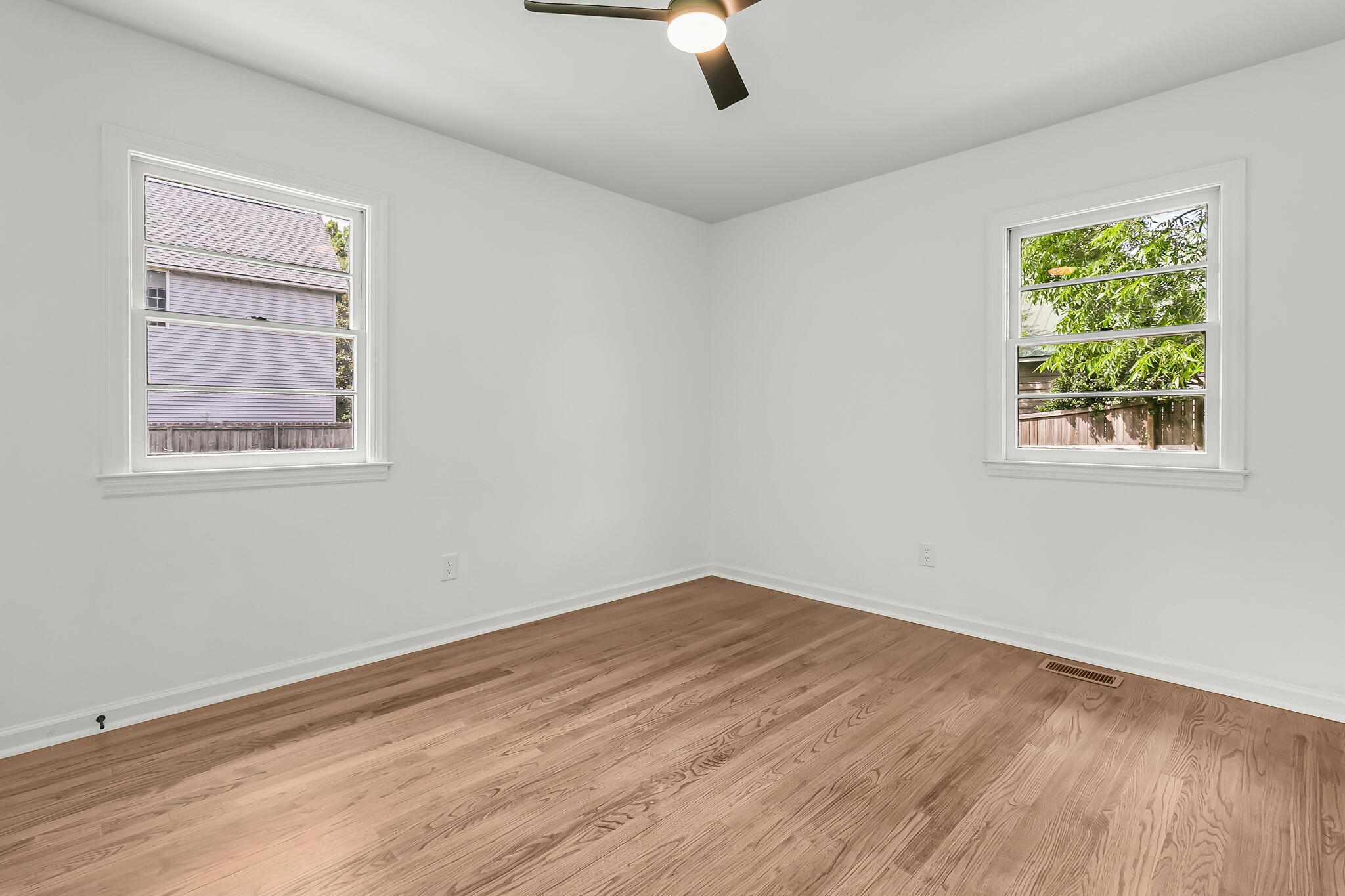 1602 Rifle Range Road Mount Pleasant, SC 29464 - Photo 20 of 47
