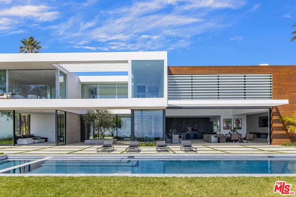 $14,500,000 | 5601 Kanan Dume Road, Malibu, CA 90265