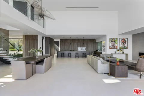 $14,500,000 | 5601 Kanan Dume Road, Malibu, CA 90265