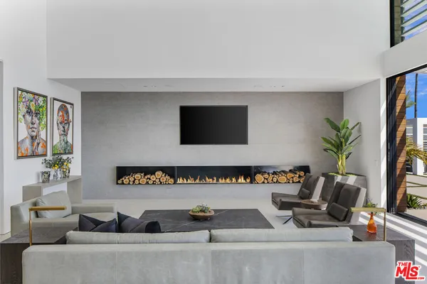 $14,500,000 | 5601 Kanan Dume Road, Malibu, CA 90265