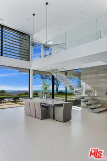 $14,500,000 | 5601 Kanan Dume Road, Malibu, CA 90265