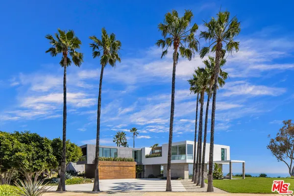 $14,500,000 | 5601 Kanan Dume Road, Malibu, CA 90265