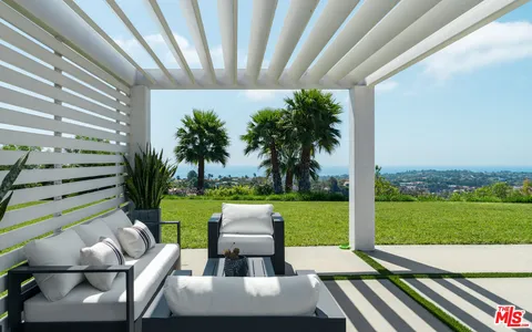 $14,500,000 | 5601 Kanan Dume Road, Malibu, CA 90265