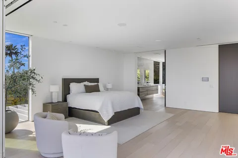 $14,500,000 | 5601 Kanan Dume Road, Malibu, CA 90265