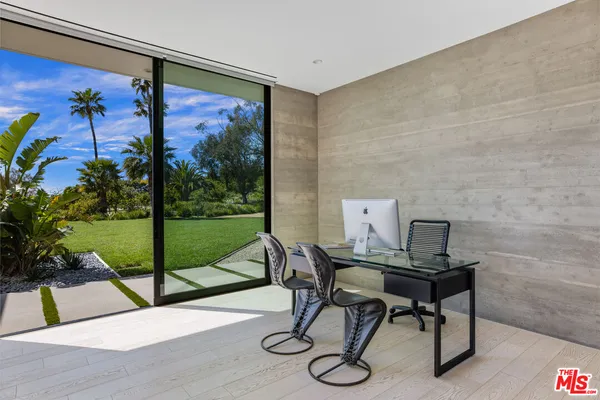 $14,500,000 | 5601 Kanan Dume Road, Malibu, CA 90265