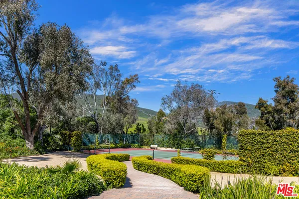 $14,500,000 | 5601 Kanan Dume Road, Malibu, CA 90265