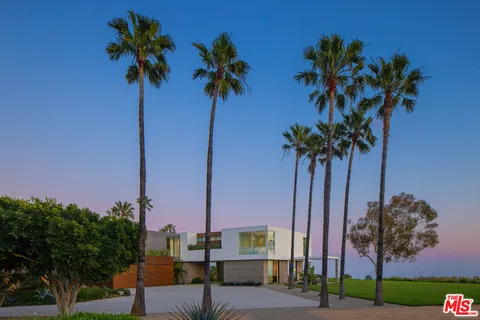 $14,500,000 | 5601 Kanan Dume Road, Malibu, CA 90265