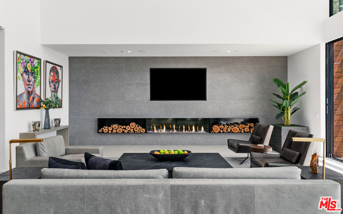 5601 Kanan Dume Road Malibu, CA 90265 - Photo 7 of 32