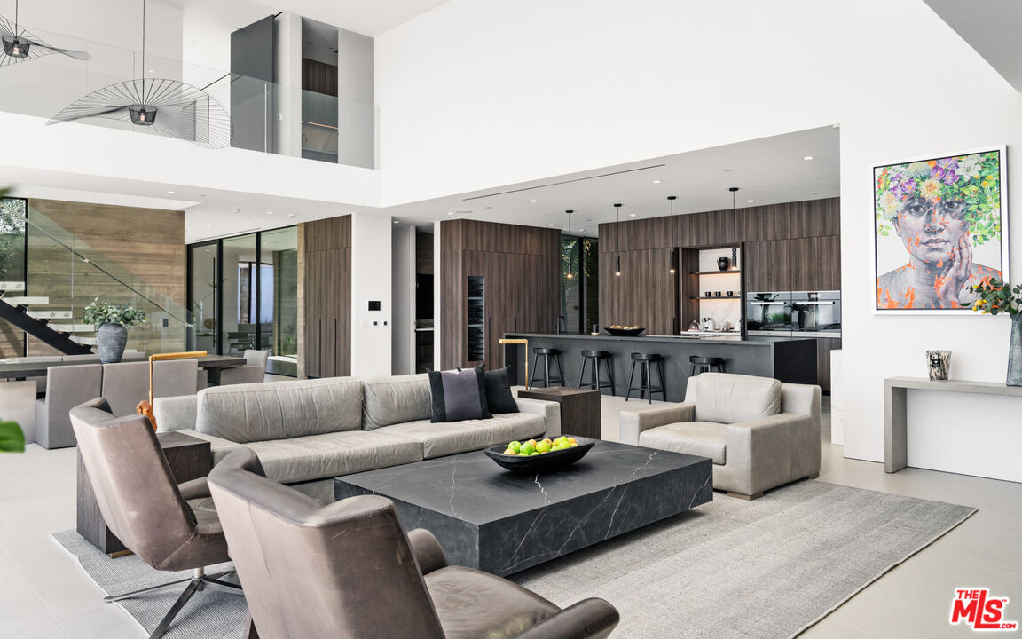 5601 Kanan Dume Road Malibu, CA 90265 - Photo 8 of 32