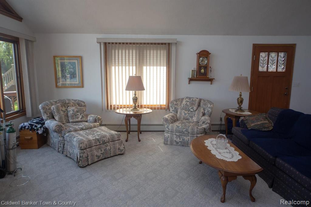 5874 Bullard Road Fenton, MI 48430 - Photo 11 of 51