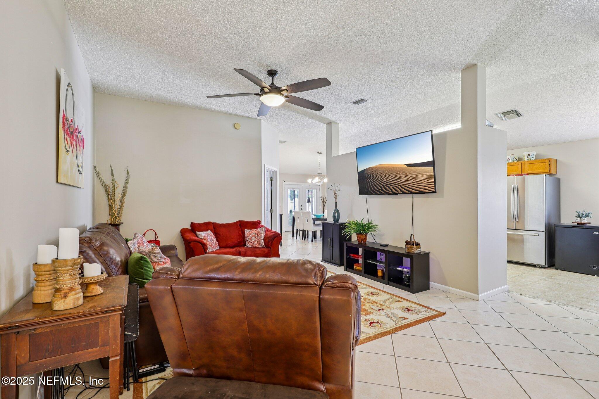 1608 Dockside Drive Fleming Island, FL 32003 - Photo 8 of 61 Family Room