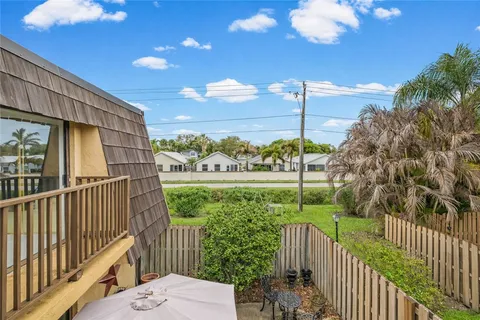 $209,000 | 550 North Tropic Lane, Unit 6B, Vero Beach, FL 32960