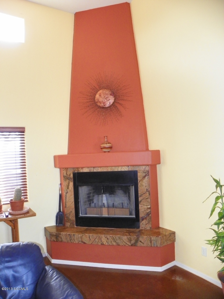 1281 Dina Court Rio Rico, AZ 85648 - Photo 12 of 26