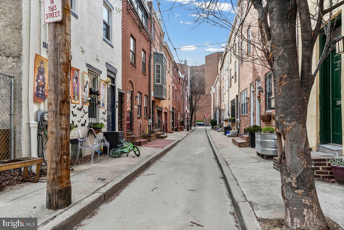 1718 Rodman Street Philadelphia, PA 19146 - Photo 23 of 29