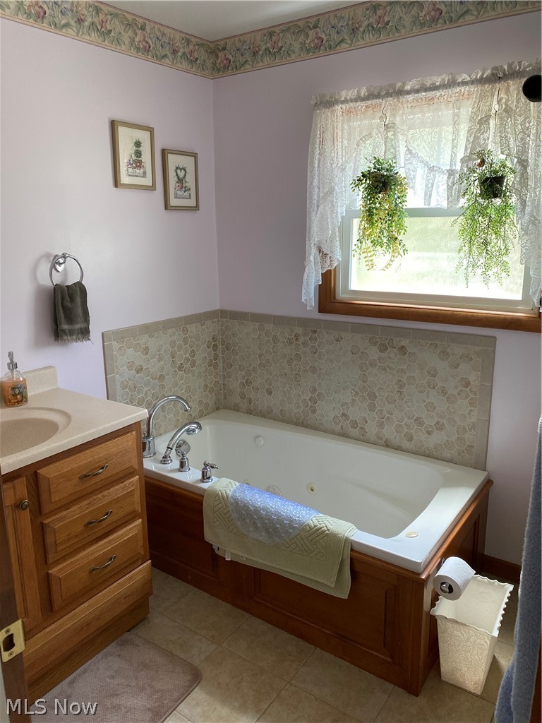 97 Canton Road Akron, OH 44312 - Photo 12 of 25 First floor full bath