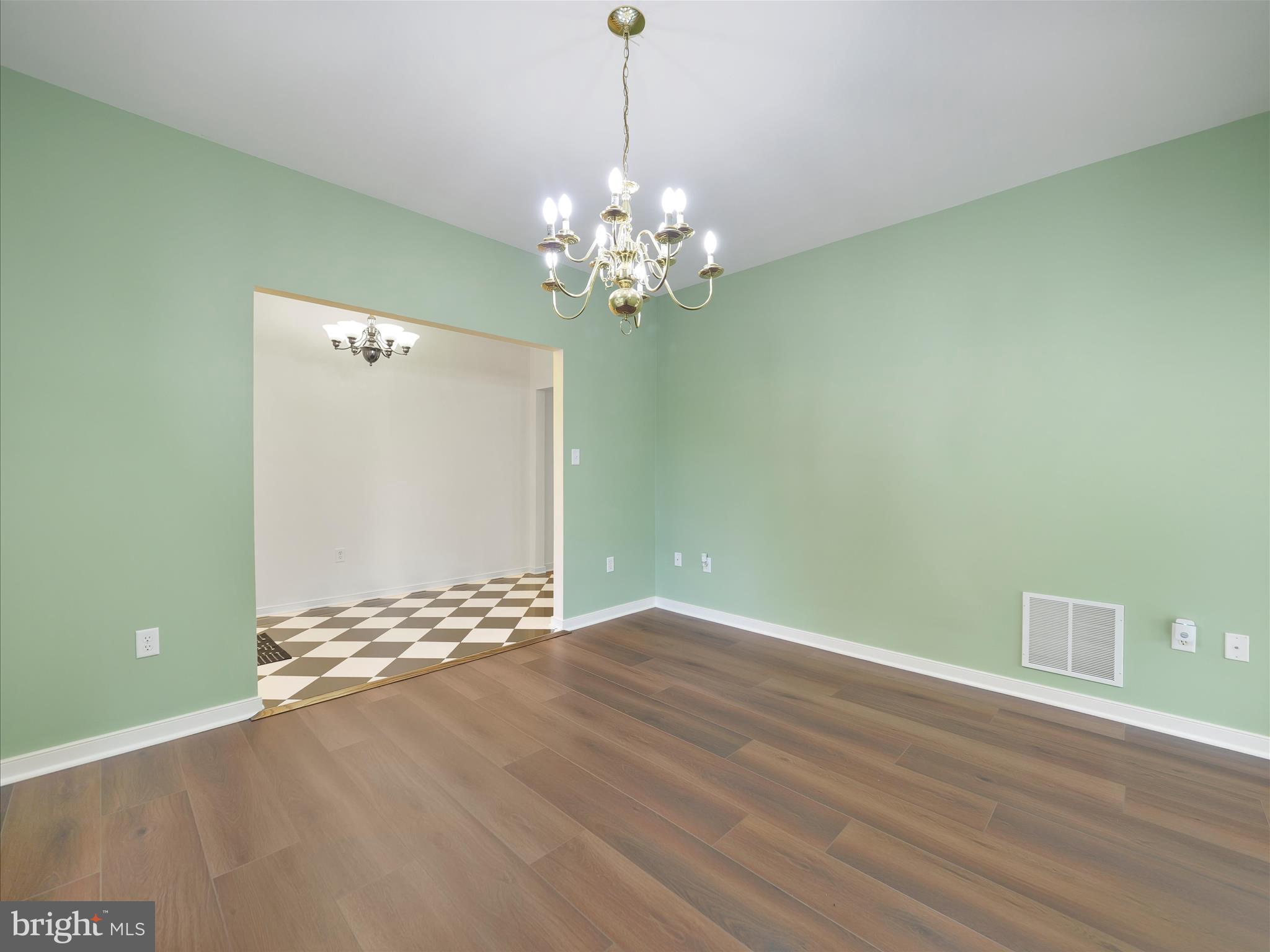 5423 Porterstown Road Keedysville, MD 21756 - Photo 38 of 62 Dining room