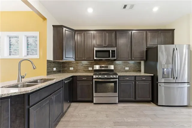 $599,900 | 321 Cottonwood Circle, Peachtree City, GA 30269