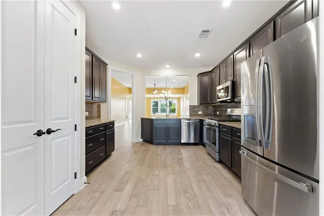 $599,900 | 321 Cottonwood Circle, Peachtree City, GA 30269