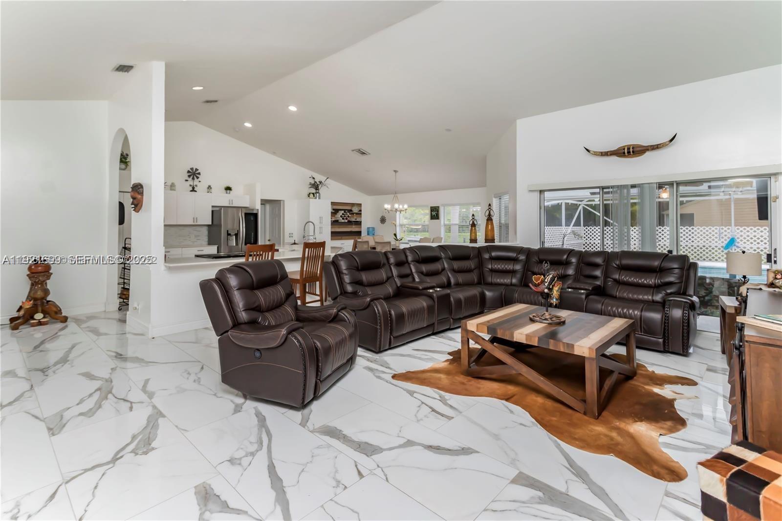 17996 North 42nd Road North Loxahatchee, FL 33470 - Photo 3 of 34 a living room with furniture