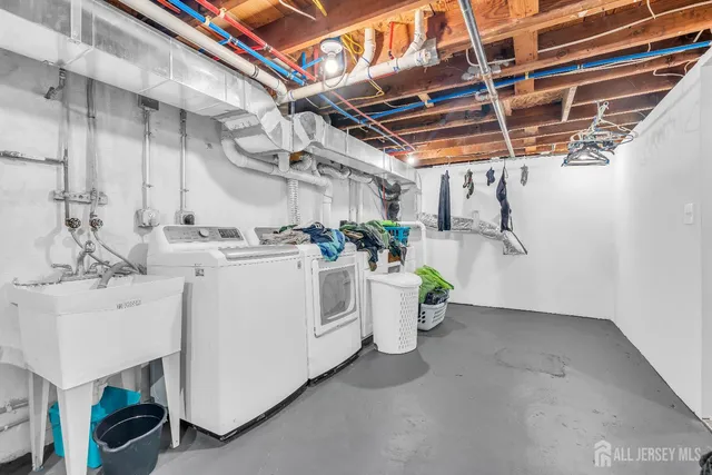 $765,000 | 17 Sadowski Street, East Brunswick, NJ 08816