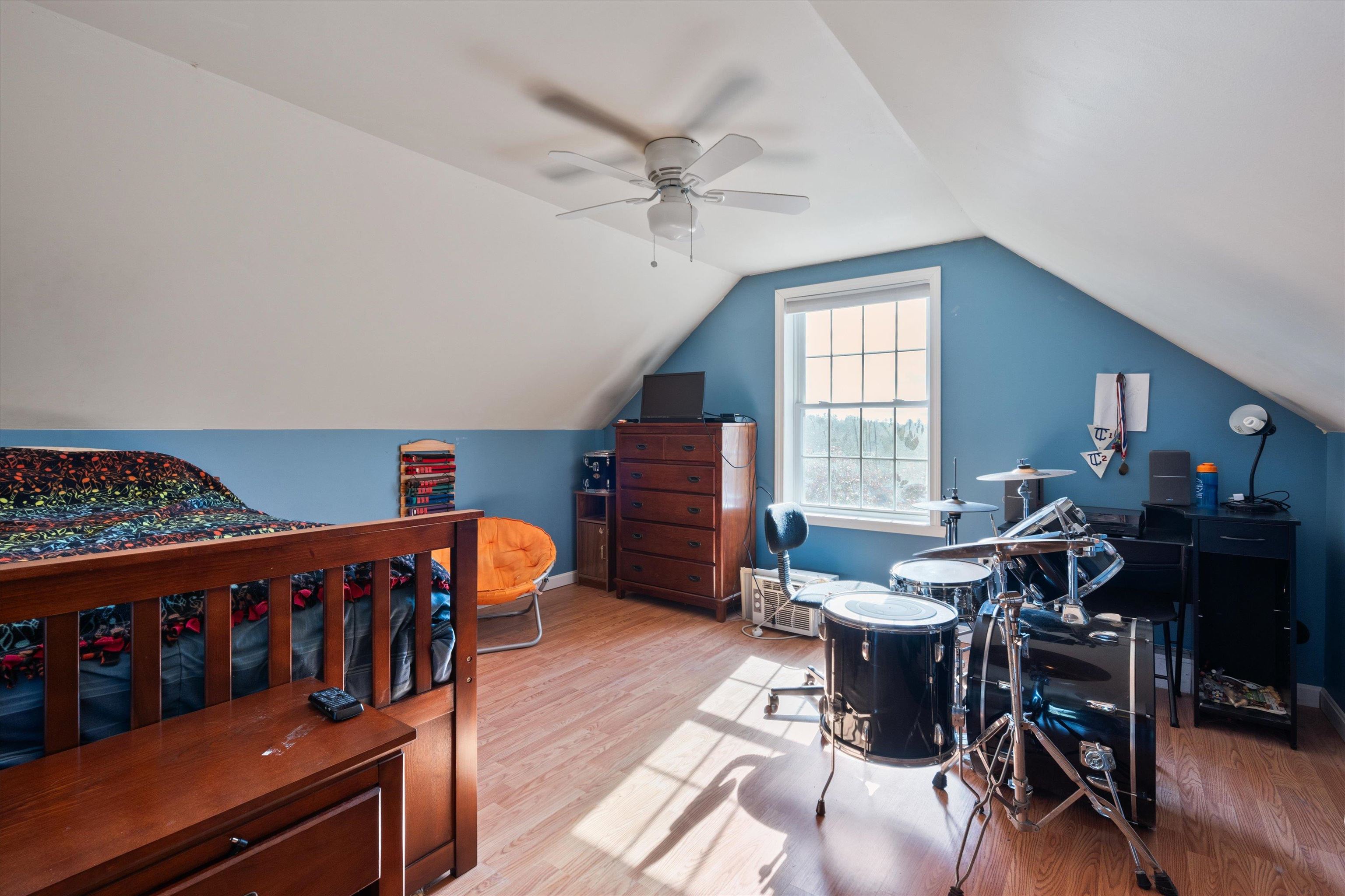 8 Orchard Drive Derry, NH 03038 - Photo 27 of 60