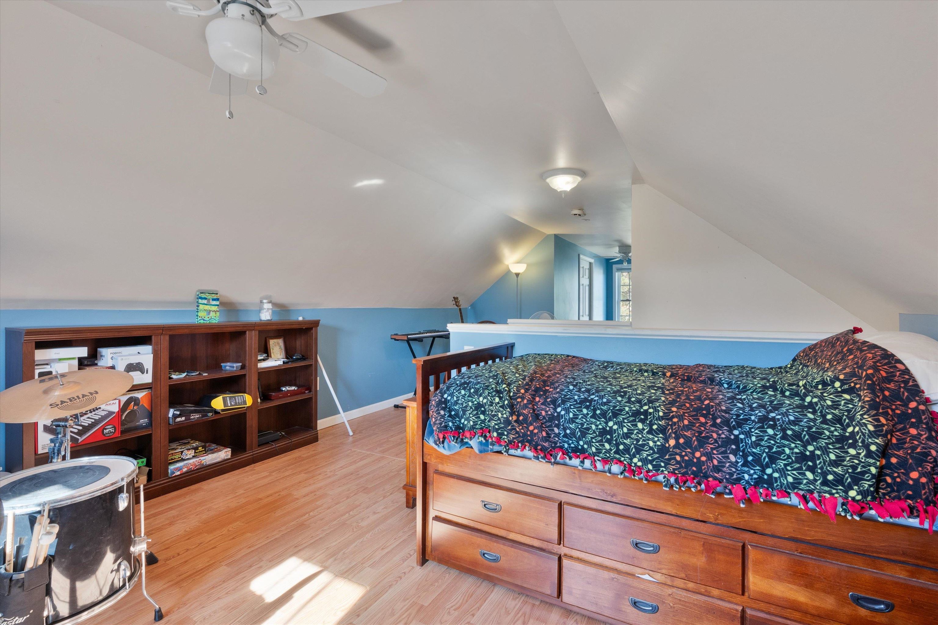 8 Orchard Drive Derry, NH 03038 - Photo 28 of 60