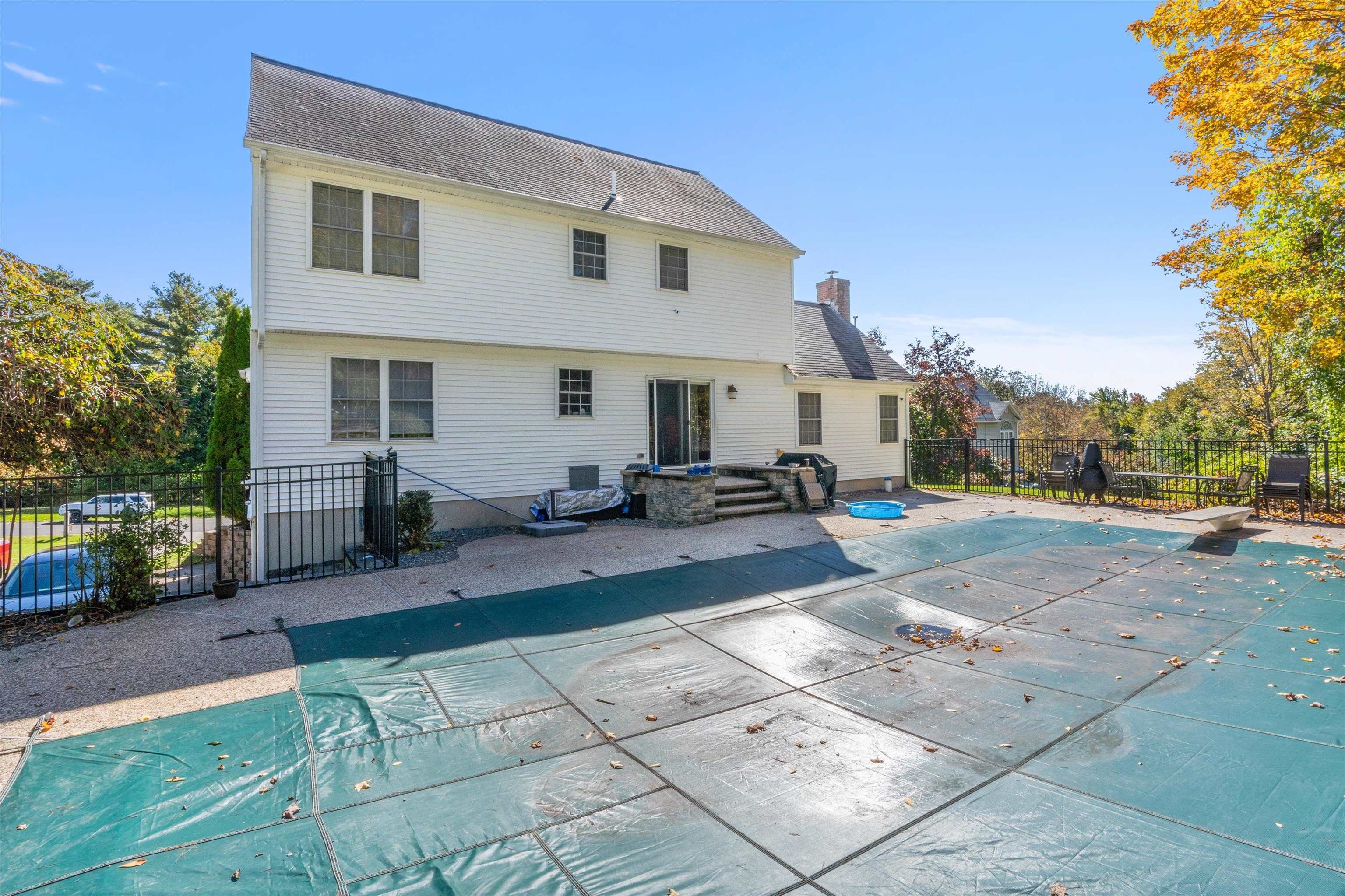 8 Orchard Drive Derry, NH 03038 - Photo 31 of 60