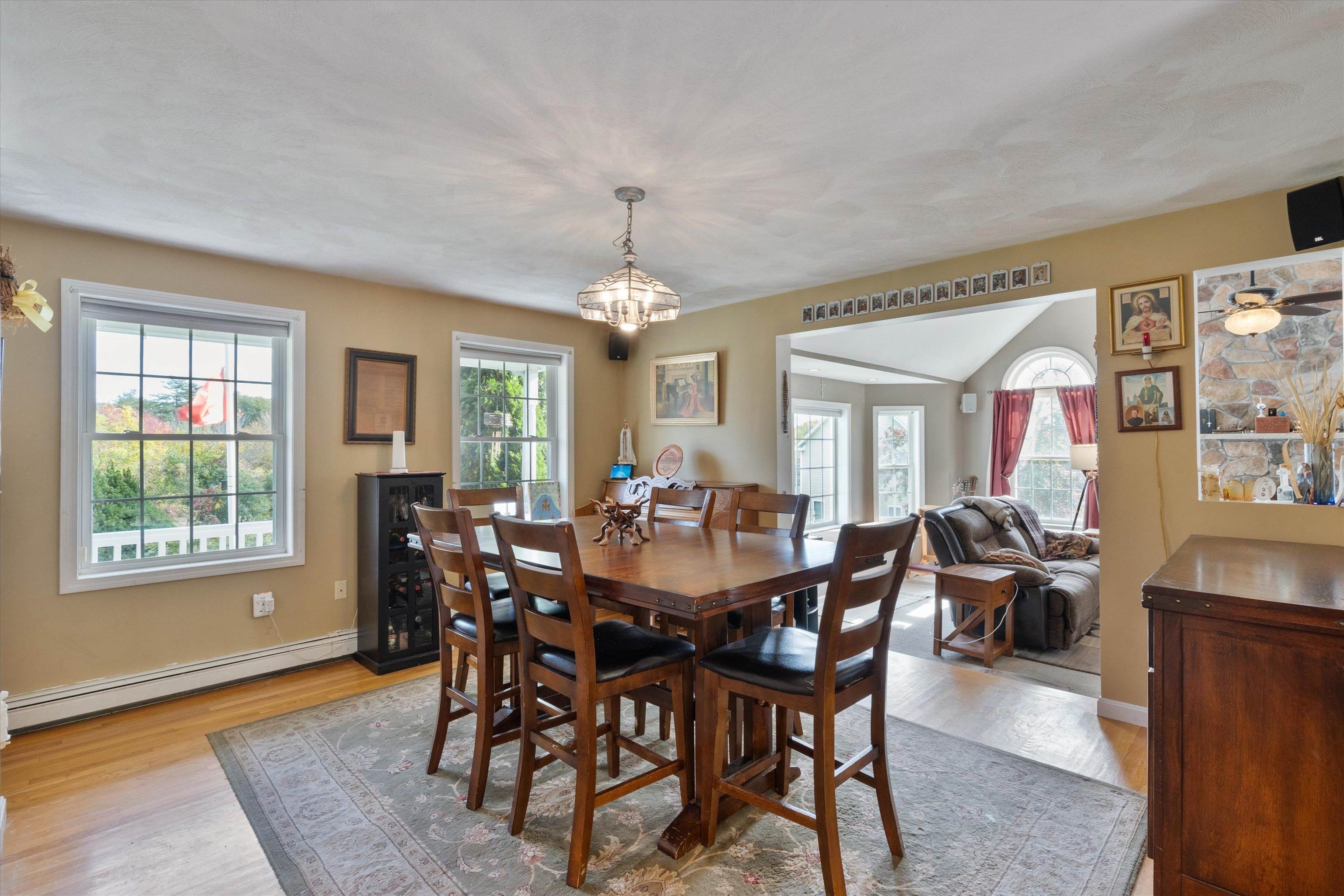 8 Orchard Drive Derry, NH 03038 - Photo 8 of 60