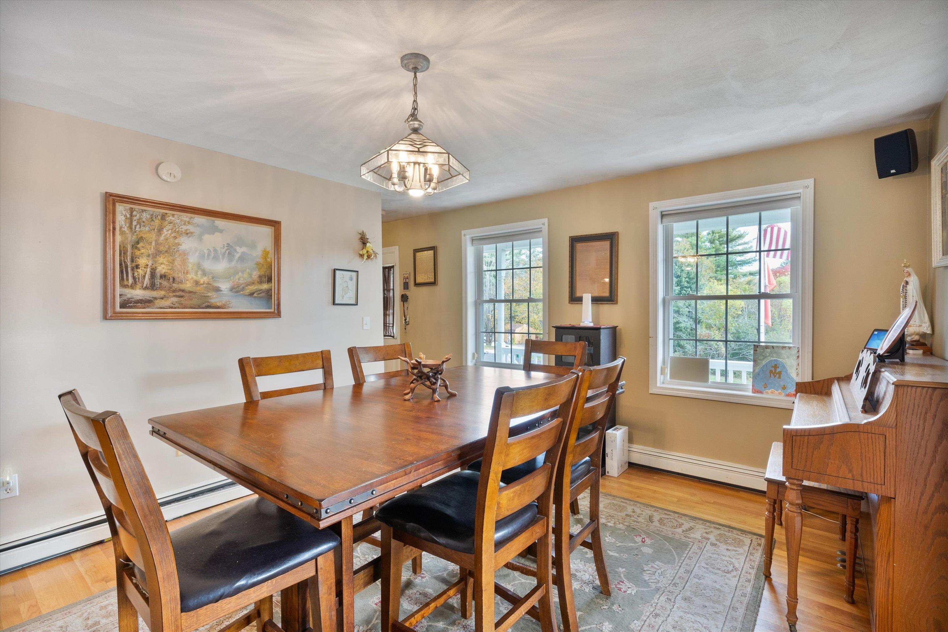 8 Orchard Drive Derry, NH 03038 - Photo 10 of 60