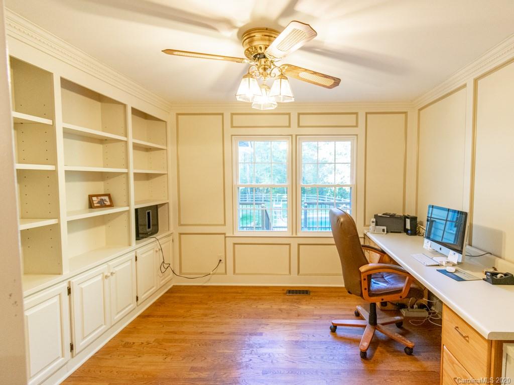 2800 Plantation Road Charlotte, NC 28270 - Photo 20 of 48 Gallery Image 20