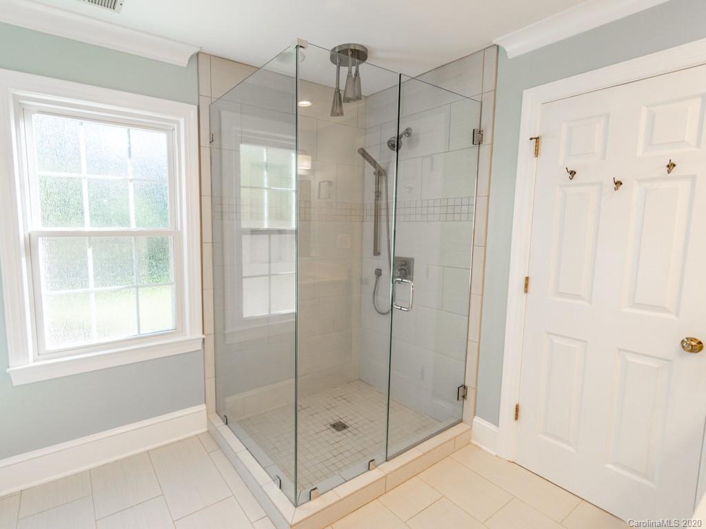 2800 Plantation Road Charlotte, NC 28270 - Photo 26 of 48 Gallery Image 26