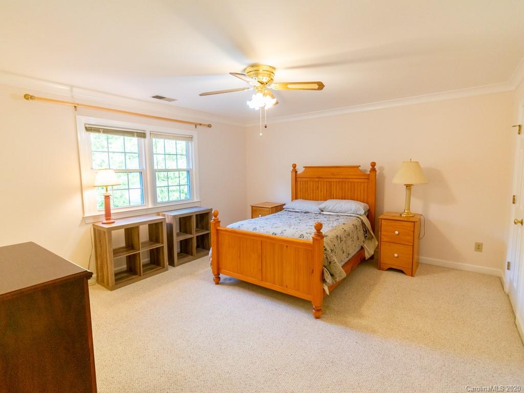 2800 Plantation Road Charlotte, NC 28270 - Photo 27 of 48 Gallery Image 27