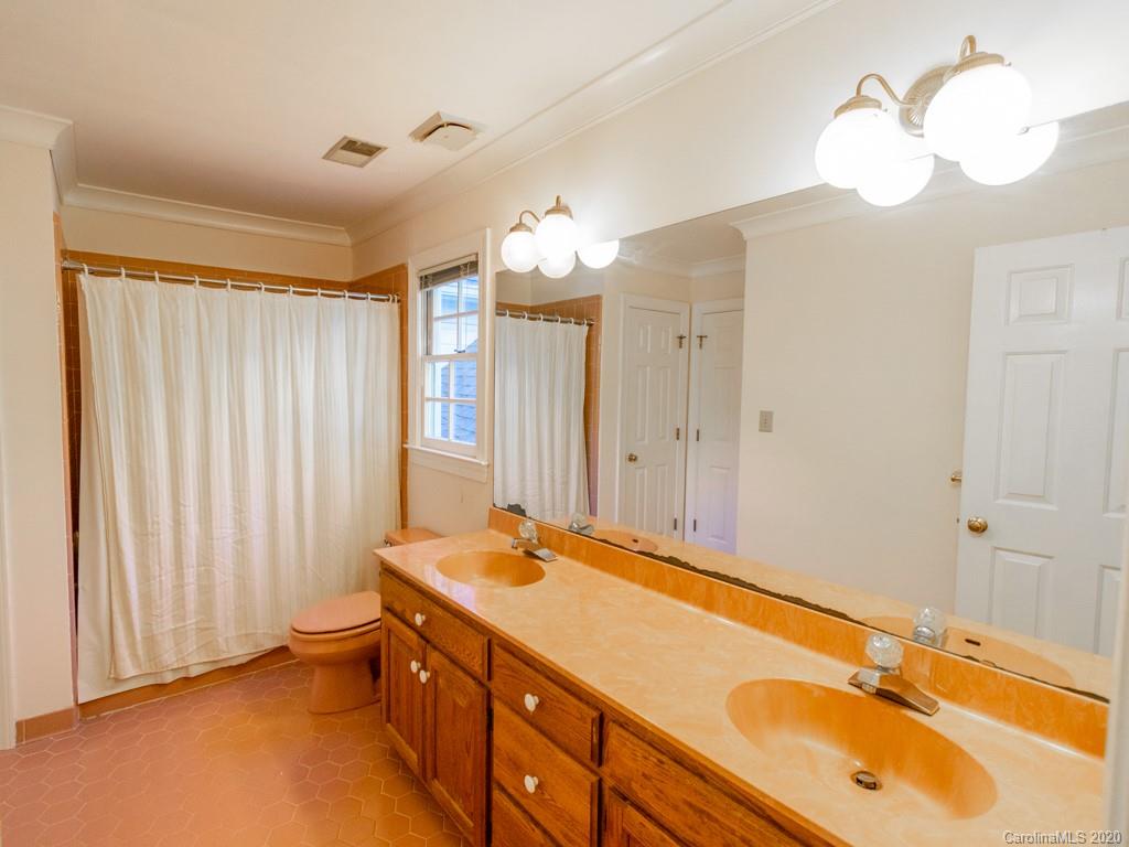 2800 Plantation Road Charlotte, NC 28270 - Photo 29 of 48 Gallery Image 29