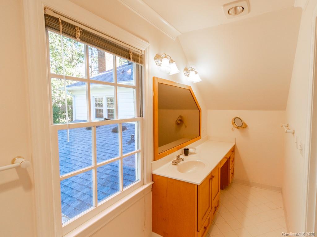 2800 Plantation Road Charlotte, NC 28270 - Photo 36 of 48 Gallery Image 36