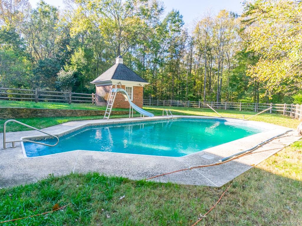 2800 Plantation Road Charlotte, NC 28270 - Photo 43 of 48 Gallery Image 43