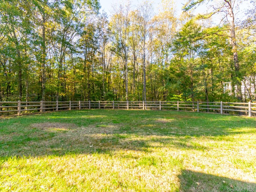 2800 Plantation Road Charlotte, NC 28270 - Photo 46 of 48 Gallery Image 46