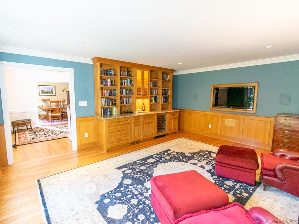 2800 Plantation Road Charlotte, NC 28270 - Photo 9 of 48 Gallery Image 9