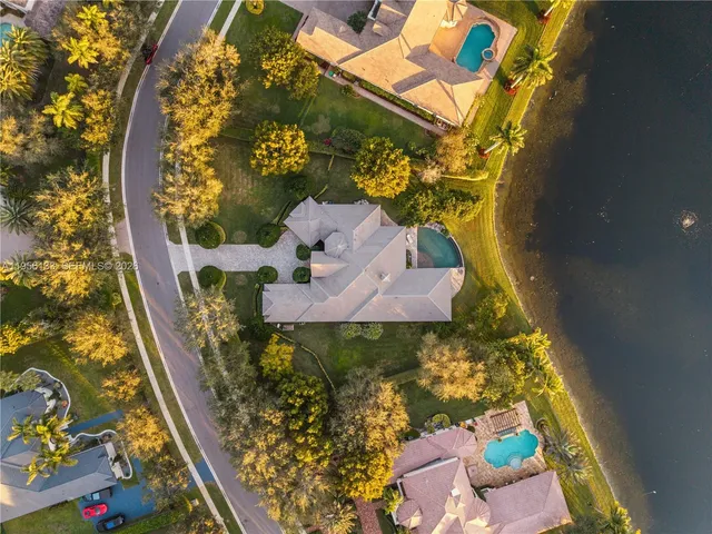 $2,895,000 | 12620 North Winners Circle, Davie, FL 33330