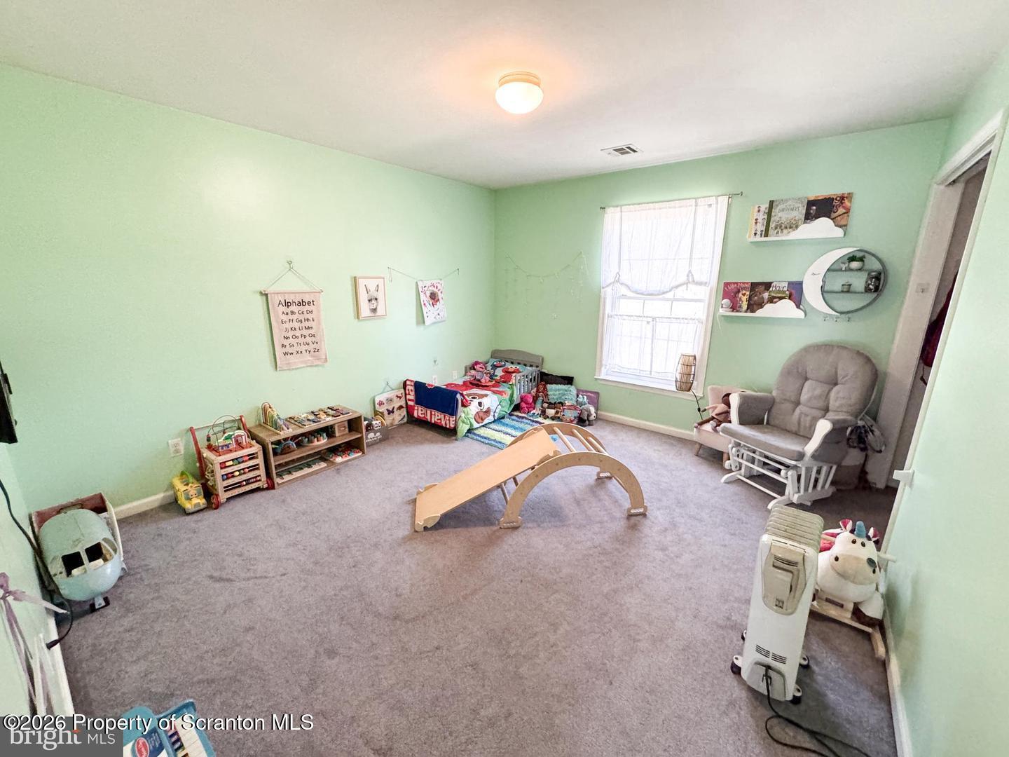 145 Oak Ridge Drive Milford, PA 18337 - Photo 23 of 33 Bedroom 4
