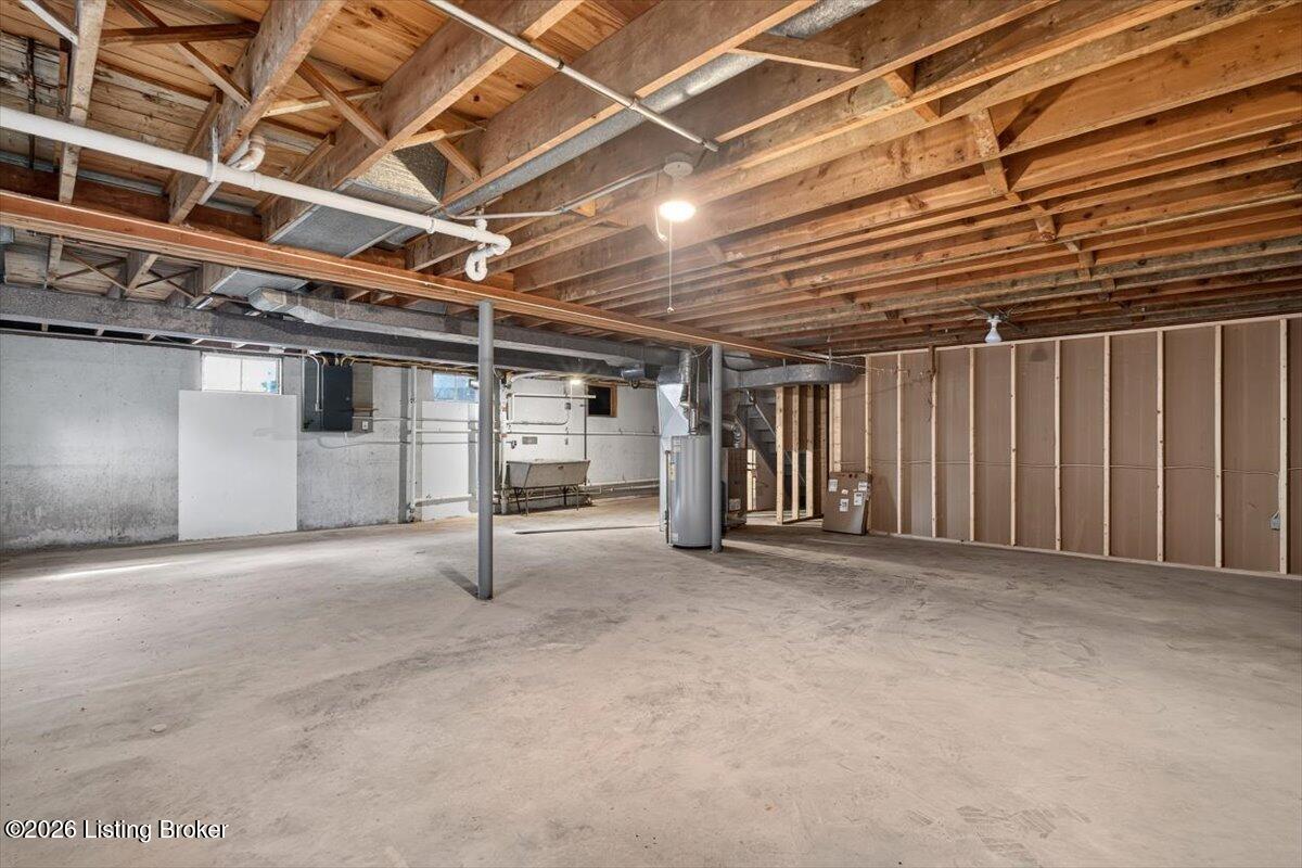2701 Lamont Road Louisville, KY 40205 - Photo 45 of 53 IMG_8664