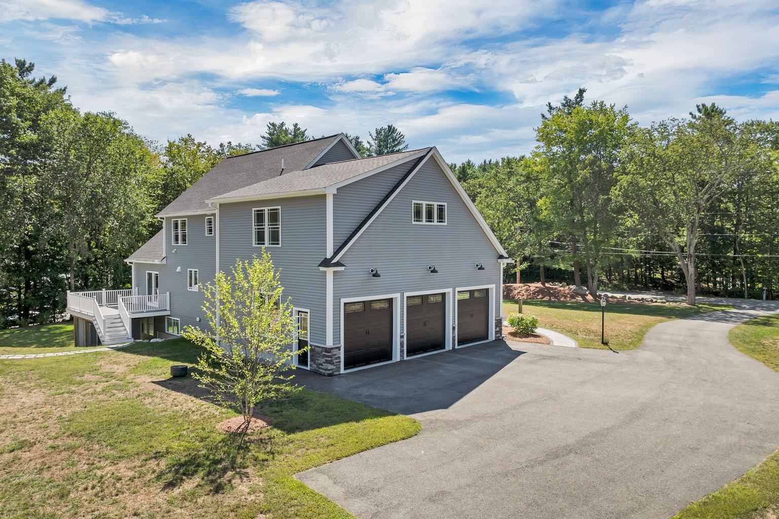 99 Hardy Road Bedford, NH 03110 - Photo 6 of 42