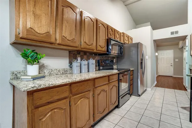 $325,000 | 560 Fisher Drive, Allen, TX 75002