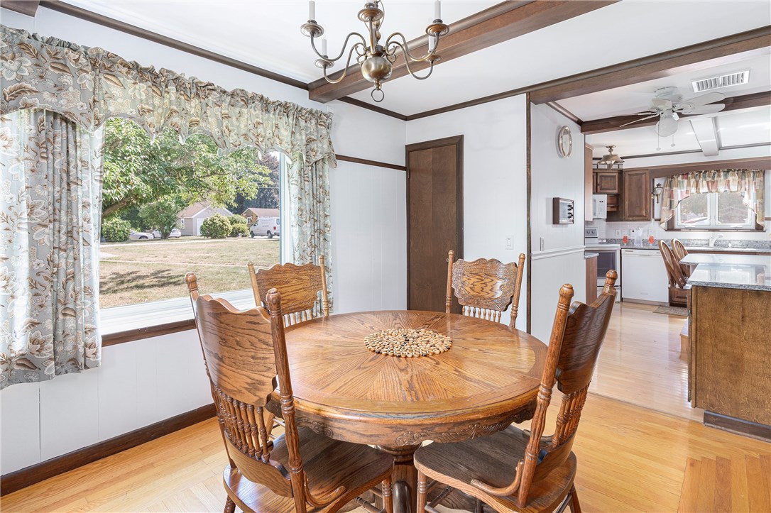 452 River Road Lincoln, RI 02865 - Photo 9 of 50