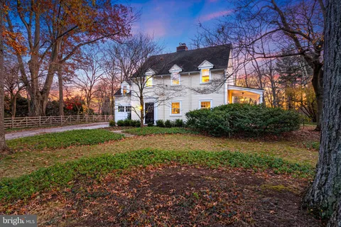 $1,275,000 | 34 Aldwyn Lane, Villanova, PA 19085
