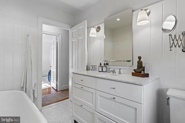 $1,275,000 | 34 Aldwyn Lane, Villanova, PA 19085