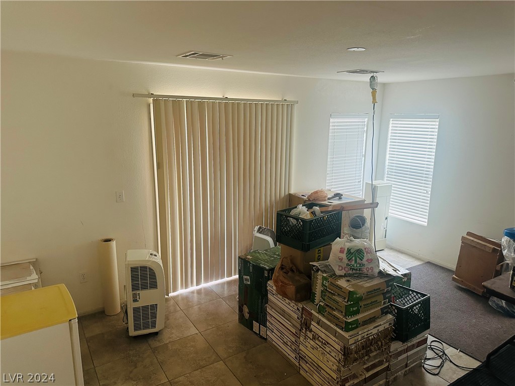 9394 Roping Cowboy Avenue Las Vegas, NV 89178 - Photo 4 of 22 Gallery Image 4