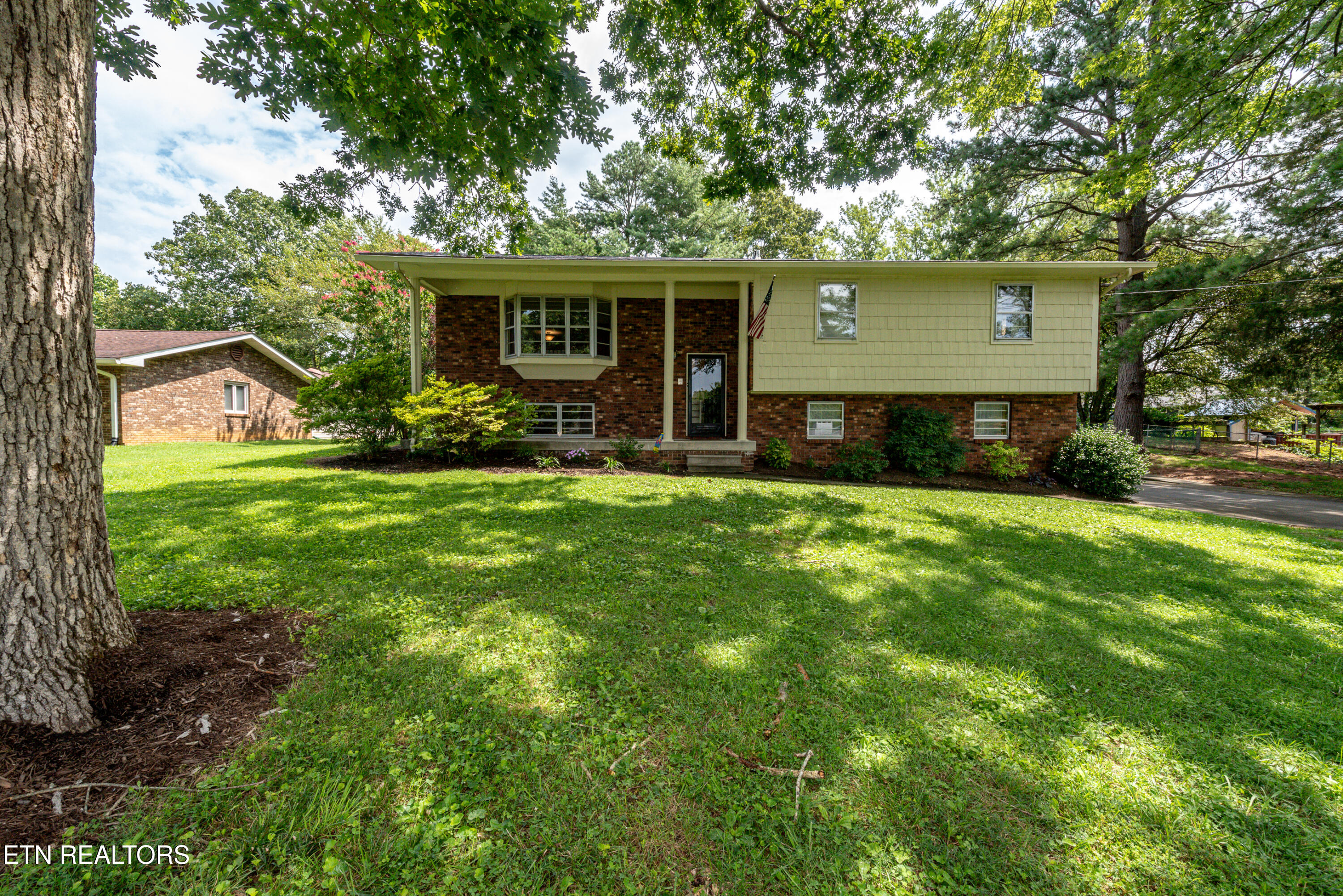 206 Candora Road Maryville, TN 37804 - Photo 1 of 1 DSC_2830